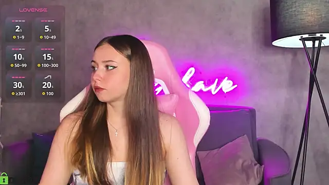 Snapshot of Vanessa_Williamsonn chatting on 07.19.26 Vanessa Williamsonn online show from 07.19.26