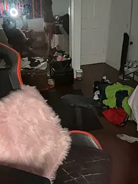 makeDollywet online show from 04.15.26