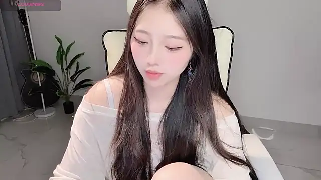 Yukiy8877 online show from 05.04.26