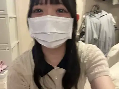 y-u-r-a-33 online show from 06.25.26