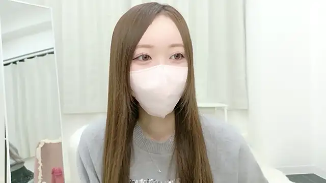 Snapshot of salachan_v chatting on 03.23.26 salachan v online show from 03.23.26