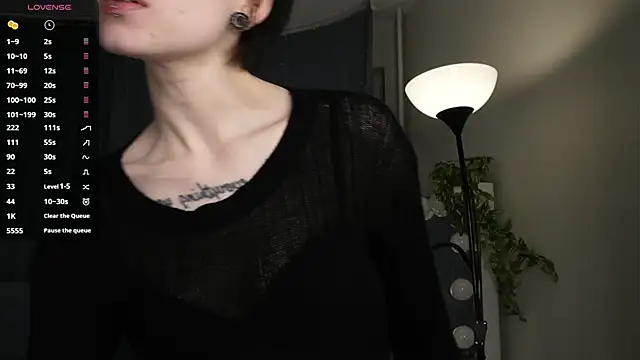 RubieNibbs online show from 04.25.26