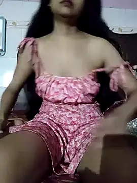 Snapshot of ALIZA_FENDY chatting on 07.05.26 ALIZA FENDY online show from 07.05.26