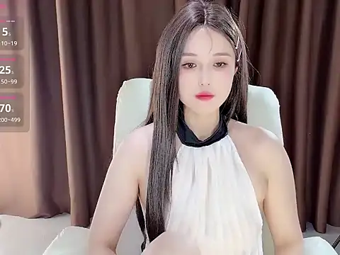 QIQI 77  online show from 04.15.26