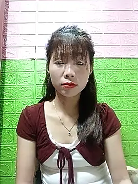 AmyLinee01 online show from 07.05.26