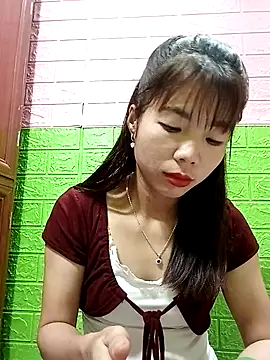 AmyLinee01 online show from 07.12.26