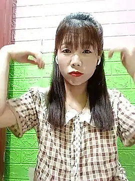 AmyLinee01 online show from 07.12.26