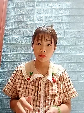 AmyLinee01 online show from 07.17.26