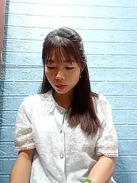 AmyLinee01 online show from 08.02.26