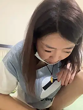 Snapshot of lululove66 chatting on 03.28.26 lululove66 online show from 03.28.26