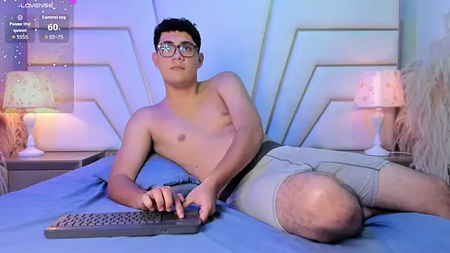 DylanLuxe online show from 04.16.26