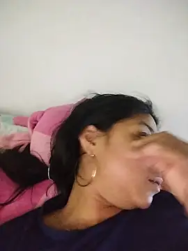 Snapshot of AngelicaStorms chatting on 07.19.26 AngelicaStorms online show from 07.19.26