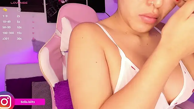 Isabellabills online show from 04.23.26
