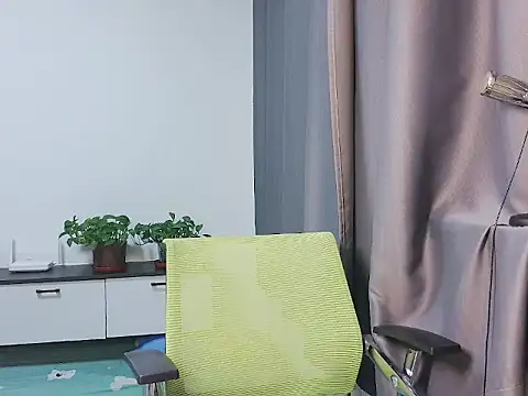 Snapshot of Llpl322 chatting on 05.27.26 Llpl322 online show from 05.27.26