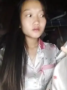 Snapshot of Jolinie chatting on 03.25.26 Jolinie online show from 03.25.26