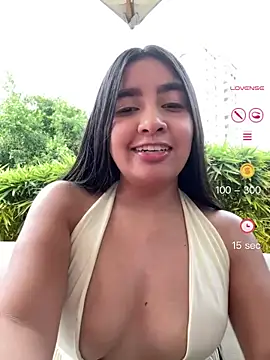 HaileyBiieber online show from 05.03.26