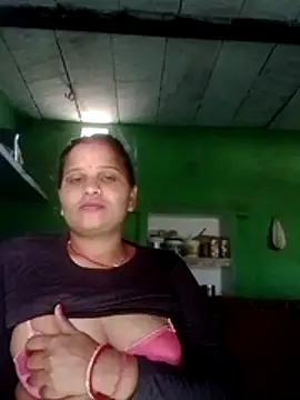 Shivani09900 online show from 06.27.26