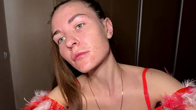 LauraJess  online show from 04.23.26
