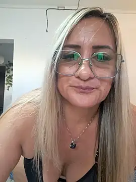 sweetmilf 69 online show from 03.31.26