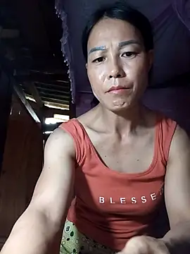 Snapshot of -Numin- chatting on 06.18.26 -Numin- online show from 06.18.26