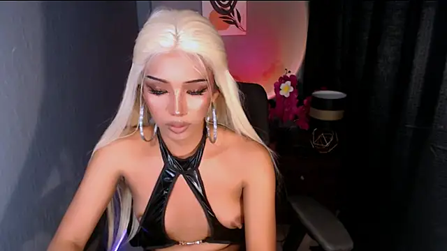 xEllaineCumsLotx online show from 05.02.26