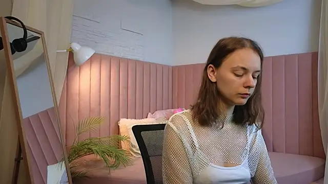 emma chaser online show from 05.06.26