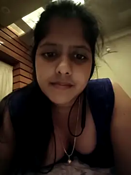 Aditi sarkar online show from 04.18.26