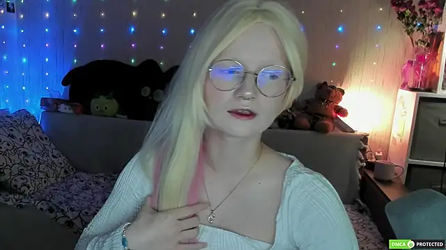 JulietFisher online show from 06.13.26