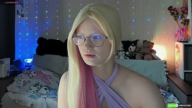 JulietFisher online show from 06.18.26
