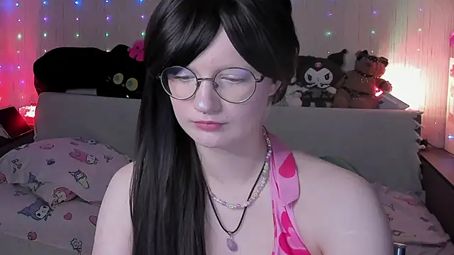 JulietFisher online show from 06.23.26