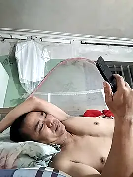 Snapshot of Tinh_love chatting on 04.23.26 Tinh love online show from 04.23.26