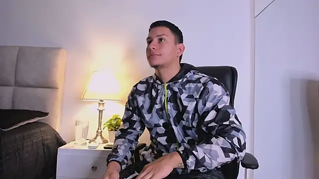 Chriss Diamond online show from 06.23.26
