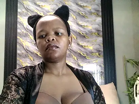BustyBUNNYWORXXX online show from 04.08.26