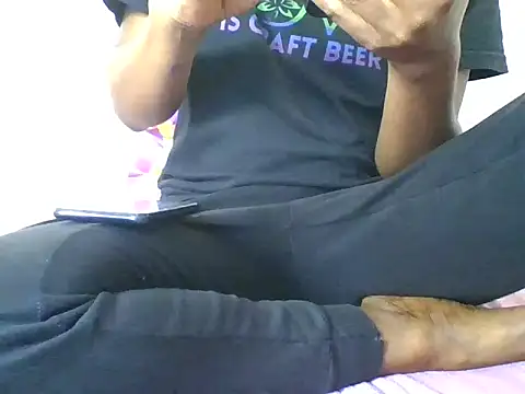 Thandie40 online show from 04.22.26