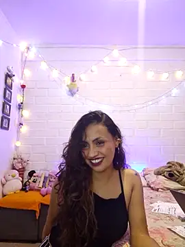 Snapshot of LASEXbellaX chatting on 05.01.26 LASEXbellaX online show from 05.01.26