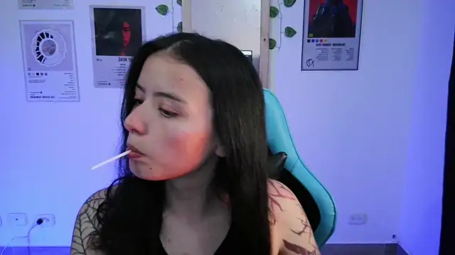 JadeMonet  online show from 03.25.26