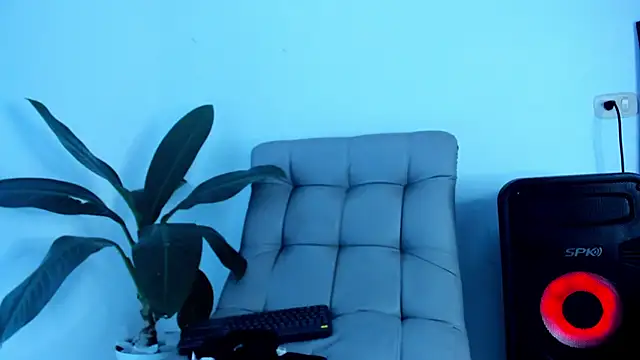 Snapshot of DakotaStills_ chatting on 03.30.26 DakotaStills online show from 03.30.26