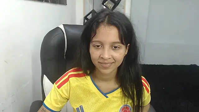 naty 18 online show from 06.17.26
