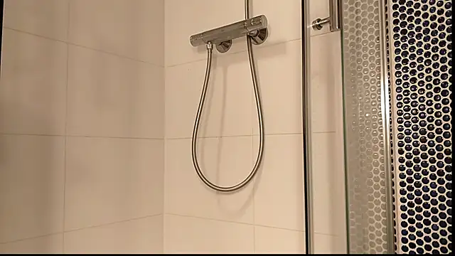 Snapshot of Luca_Sweet chatting on 03.29.26 Luca Sweet online show from 03.29.26