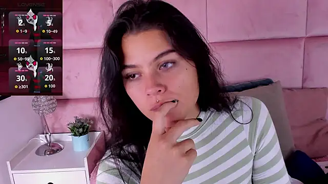 Kikii 1 online show from 05.07.26
