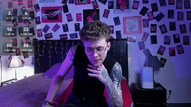 Thomas Norton online show from 07.04.26