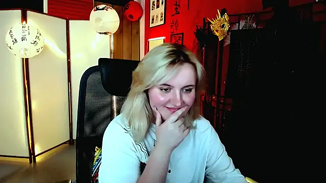 KathyBriggs online show from 05.16.26