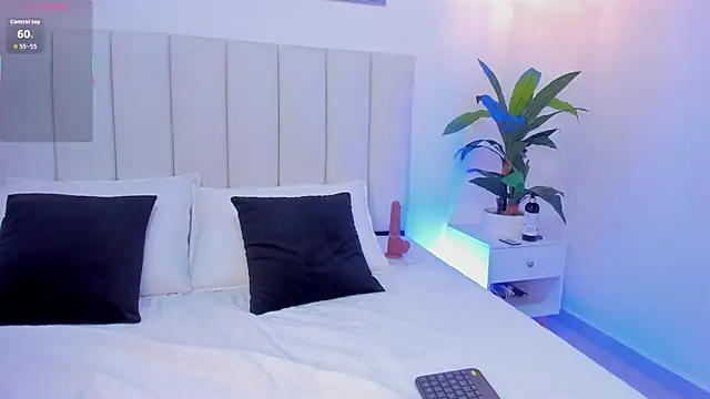 Megan Brunette2 online show from 04.05.26