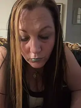 Queenemerald online show from 04.01.26