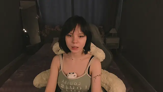 Loly Cuttie online show from 05.04.26