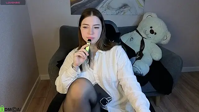 honey cherrry online show from 05.19.26