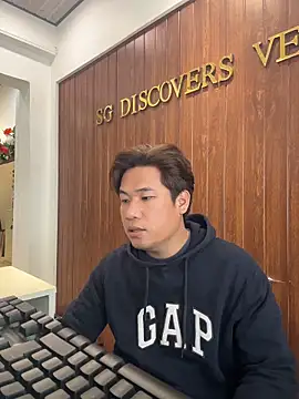 Snapshot of Titanryu chatting on 03.27.26 Titanryu online show from 03.27.26