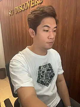 Snapshot of Titanryu chatting on 06.04.26 Titanryu online show from 06.04.26