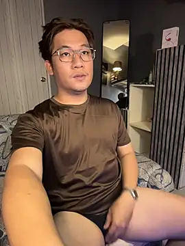 Snapshot of Titanryu chatting on 06.30.26 Titanryu online show from 06.30.26