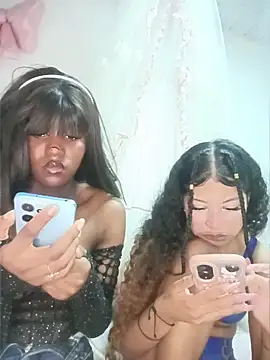 KatyBelle  online show from 04.22.26